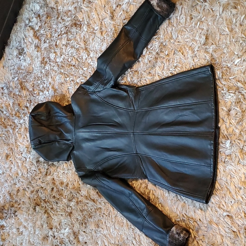 Danier leather hooded jacket - Picture 11 of 16